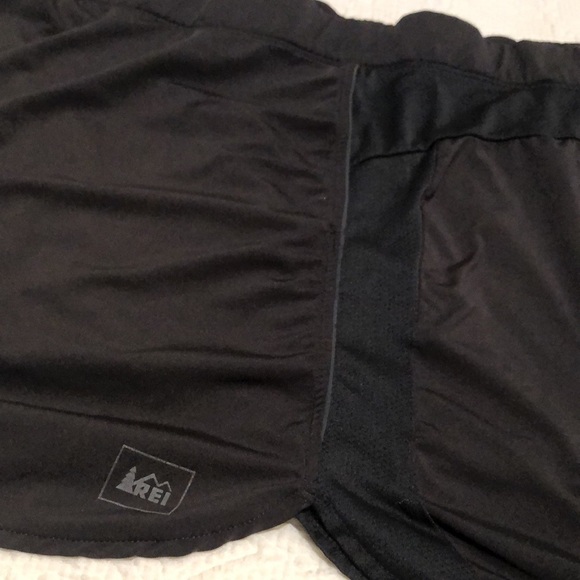 REI skorts - Picture 9 of 10